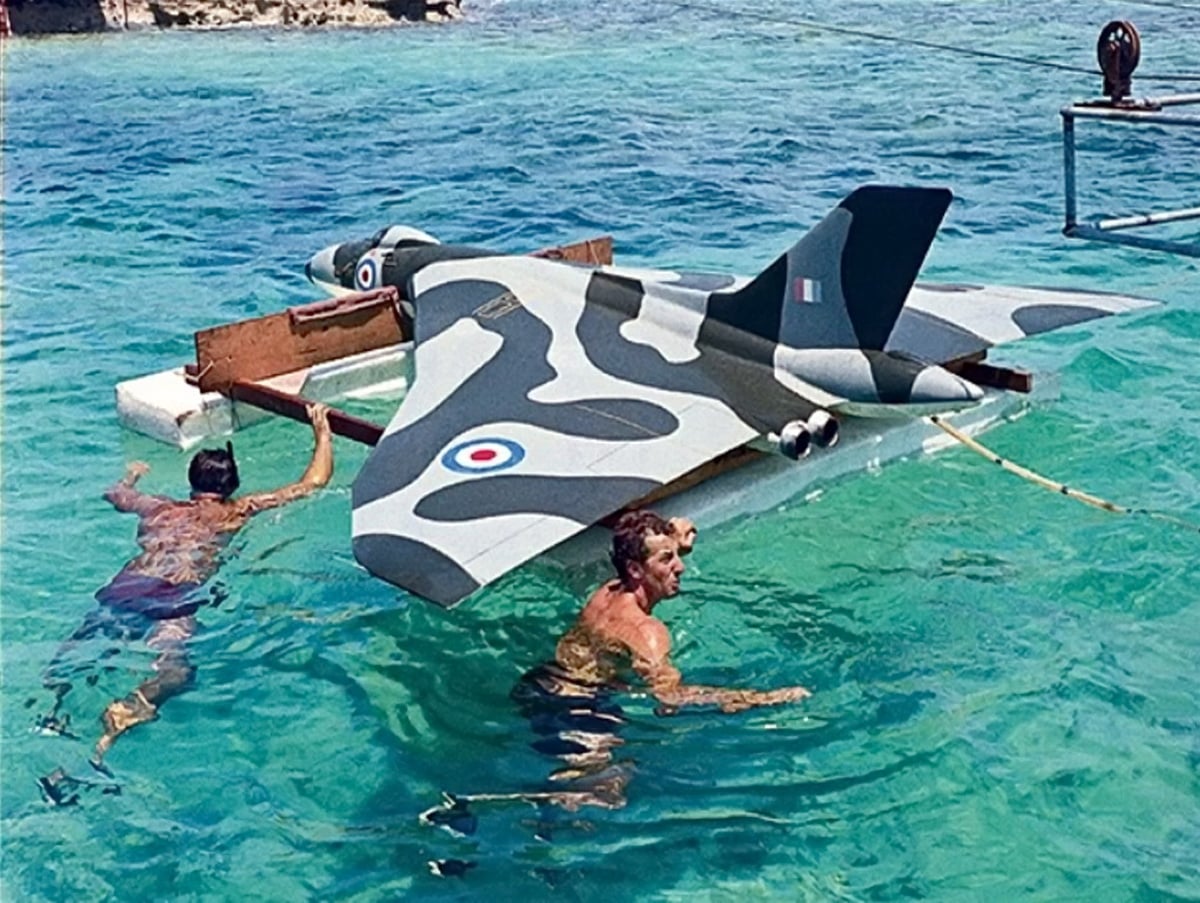 thunderball plane rose island