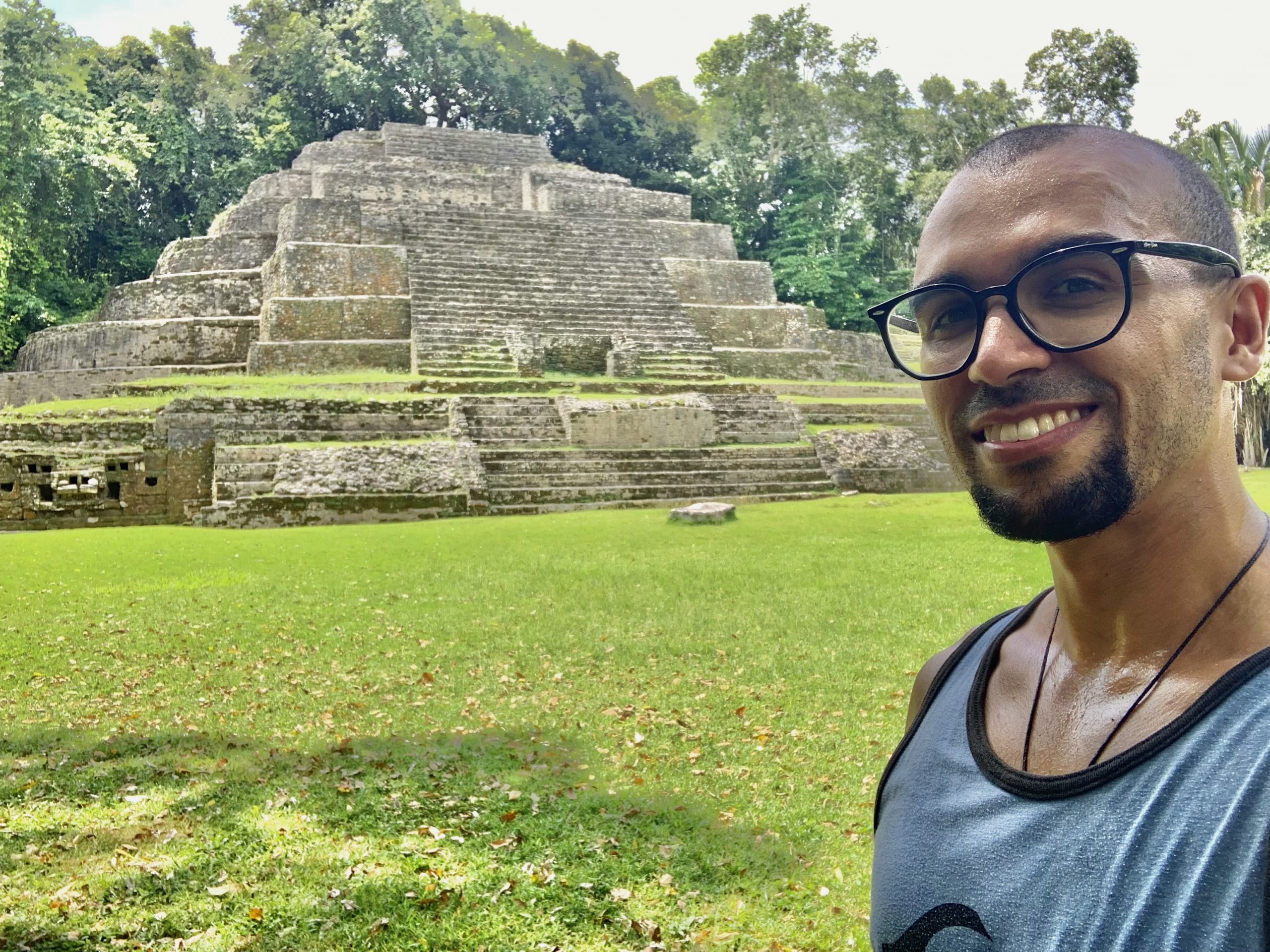 selfie jaguar temple lamanai belize