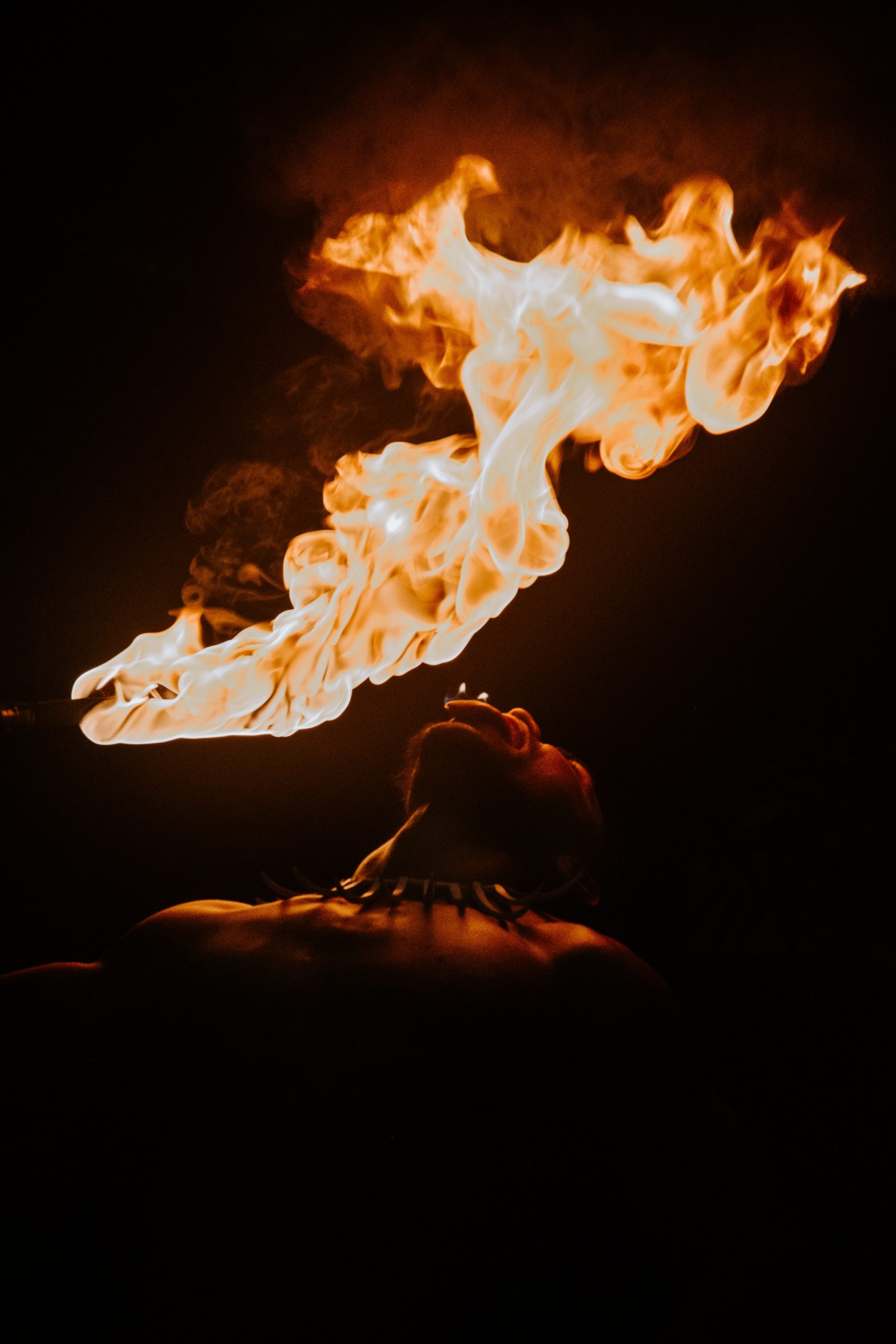 fire-dancer-samoa