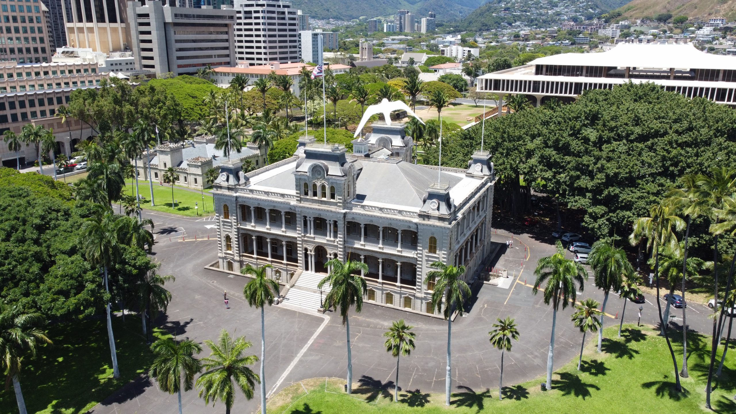  iolani-palace-things-to-do-Hawaii-culture