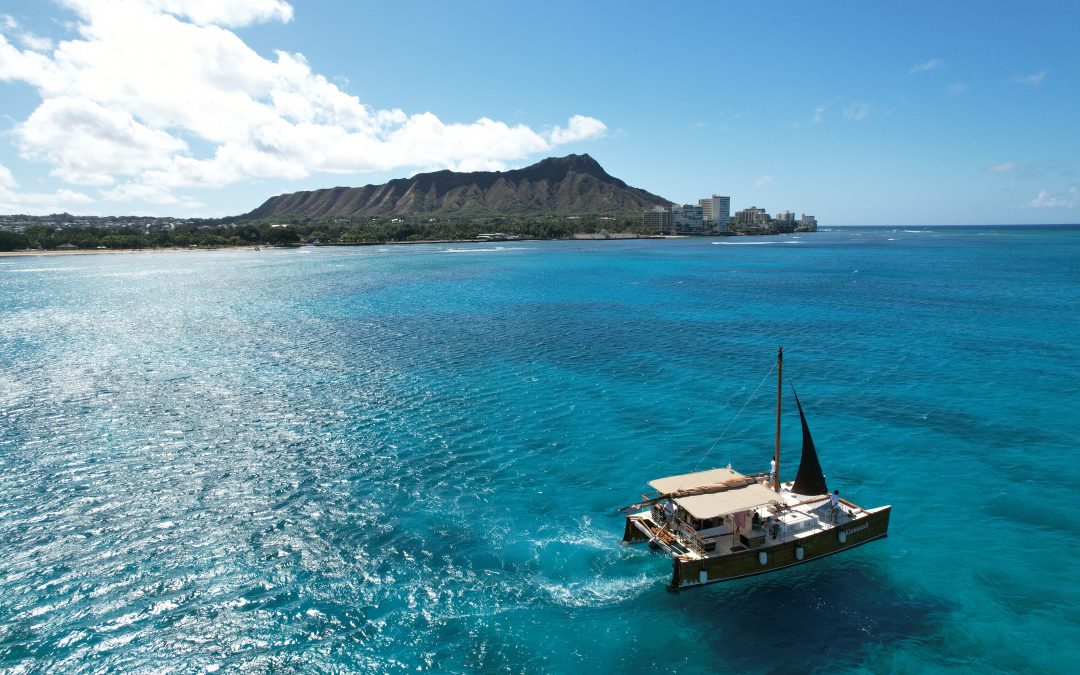 Photo of the Week: Setting Sail in Waikiki