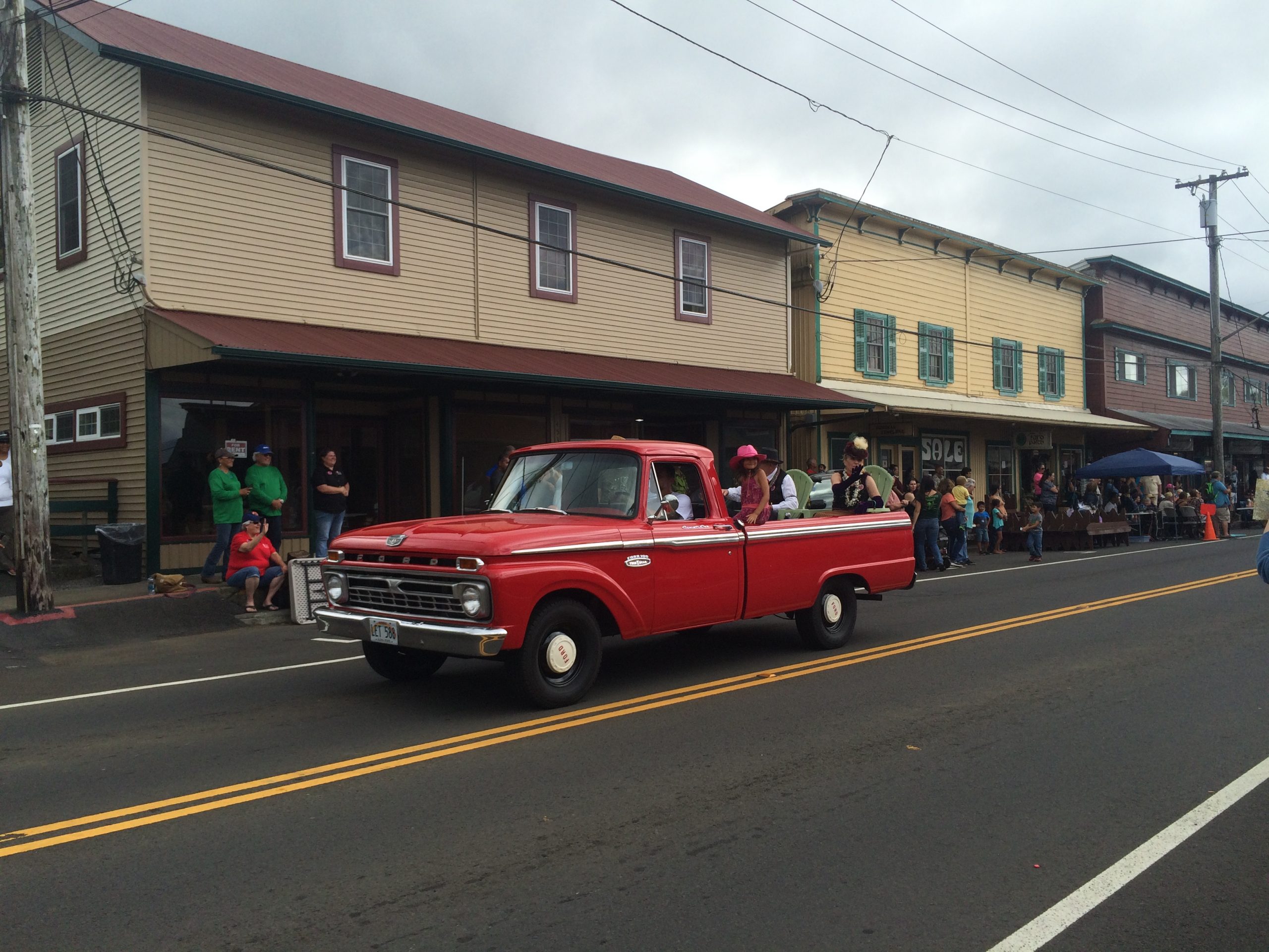 country parade honokaa big island hawaii