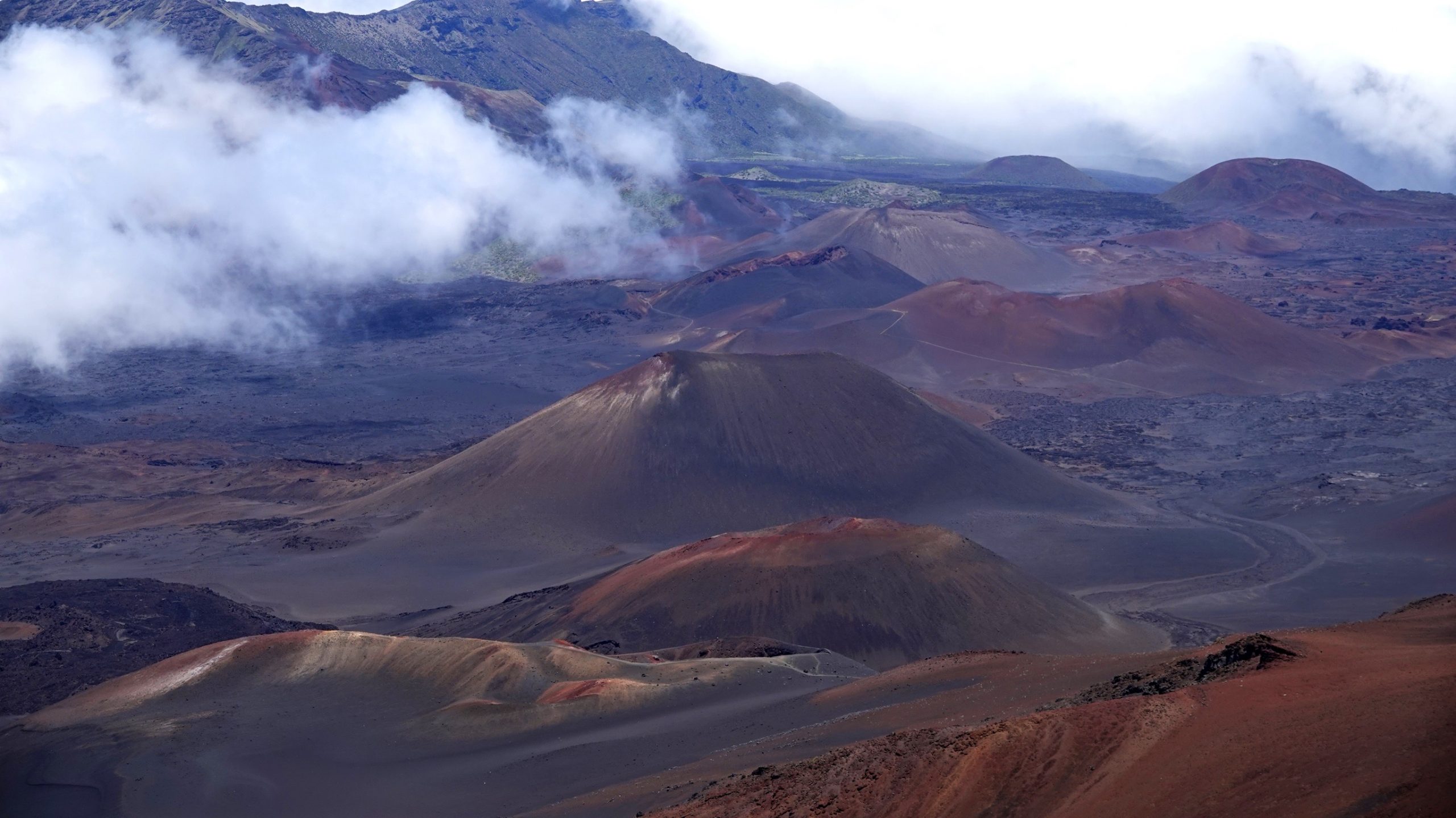 haleakala crater