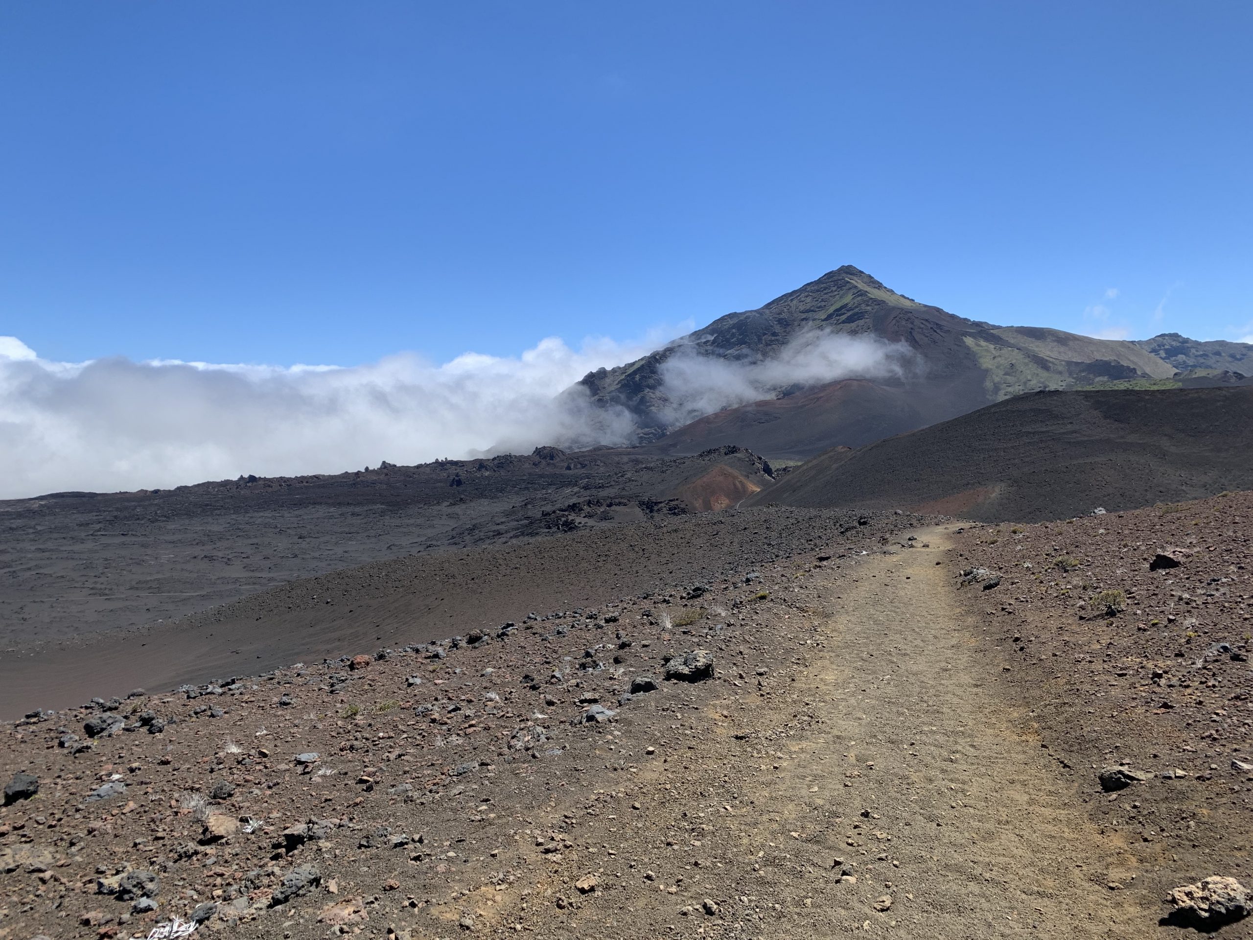 haleakala crater trail