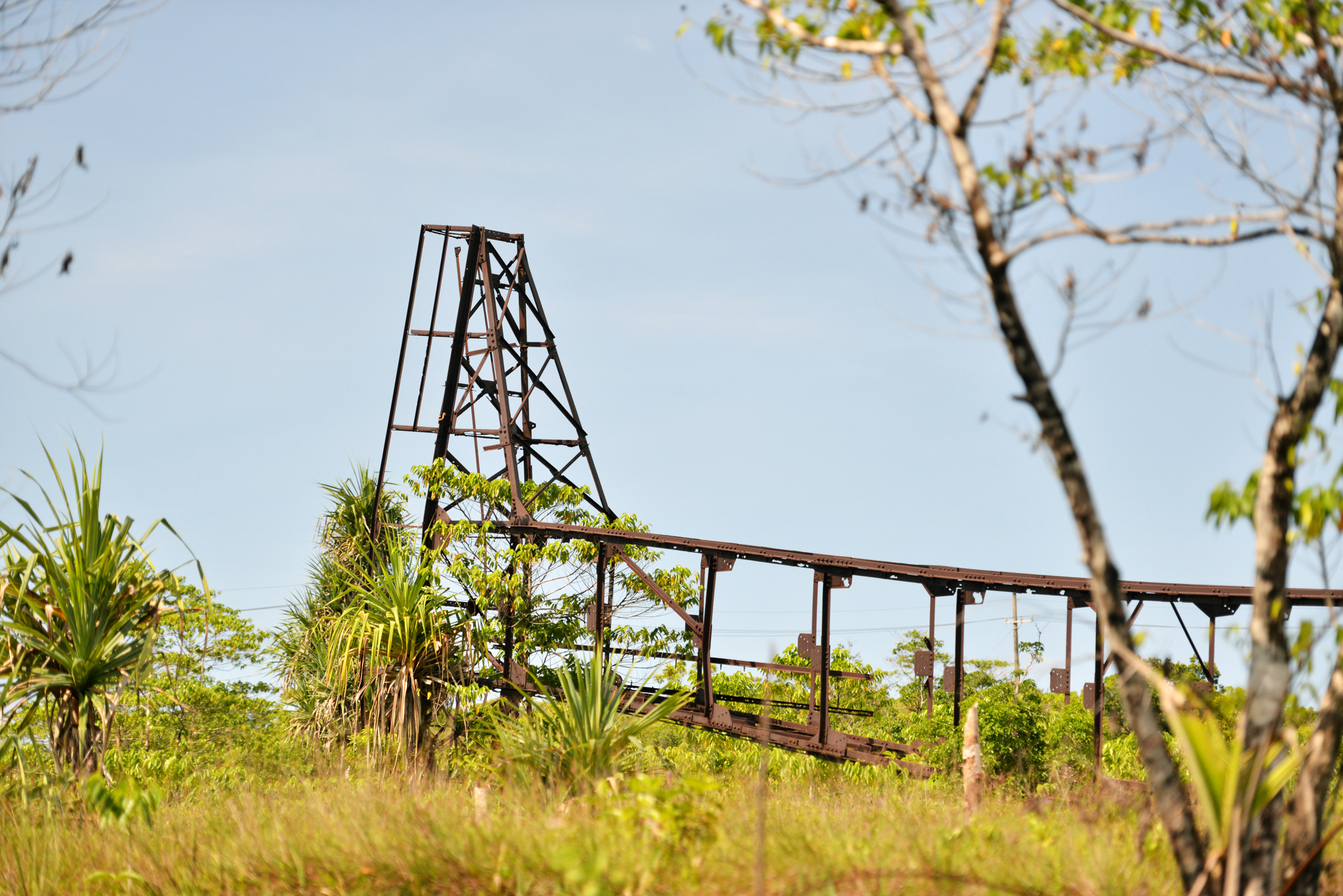 Radio_tower_of_Japanese_army_palau