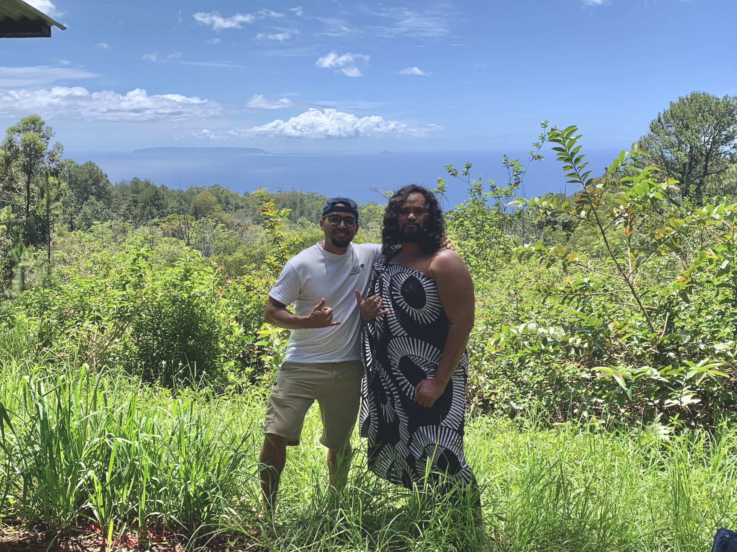 photo with native hawaiian from niihau on kauai